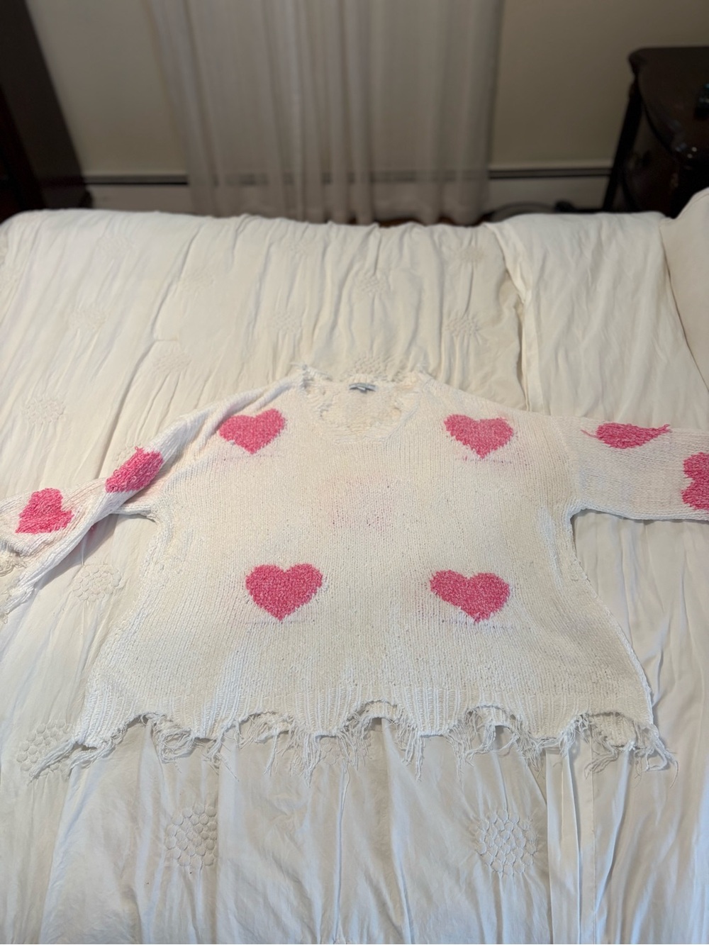 Chic Soul Cream V-Neck Sweater with Pink Heart Motifs
